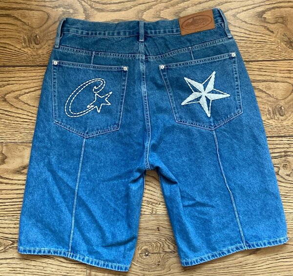 Джинсовые шорты Corteiz