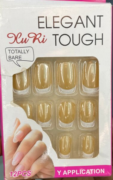 Faux ongles élégants naturels