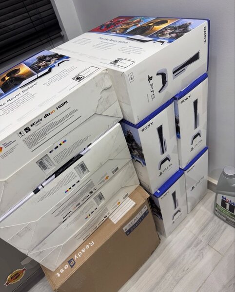 Brand New Ps5 slim standard