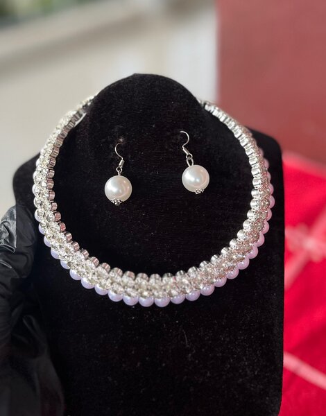 Parure Collier et Boucles Perles