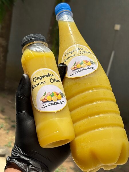 Jus de bissap/jus de gingembre