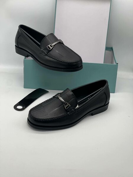 Solid Leather Formal Shoes