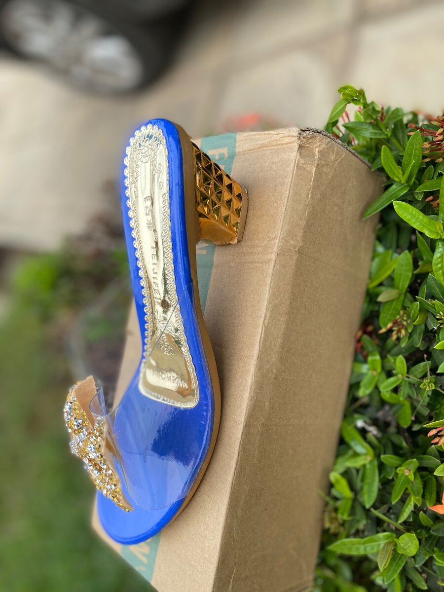 Sleek ladies easy wear fashion sandals