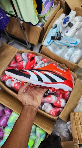ADIDAS PREDATOR
