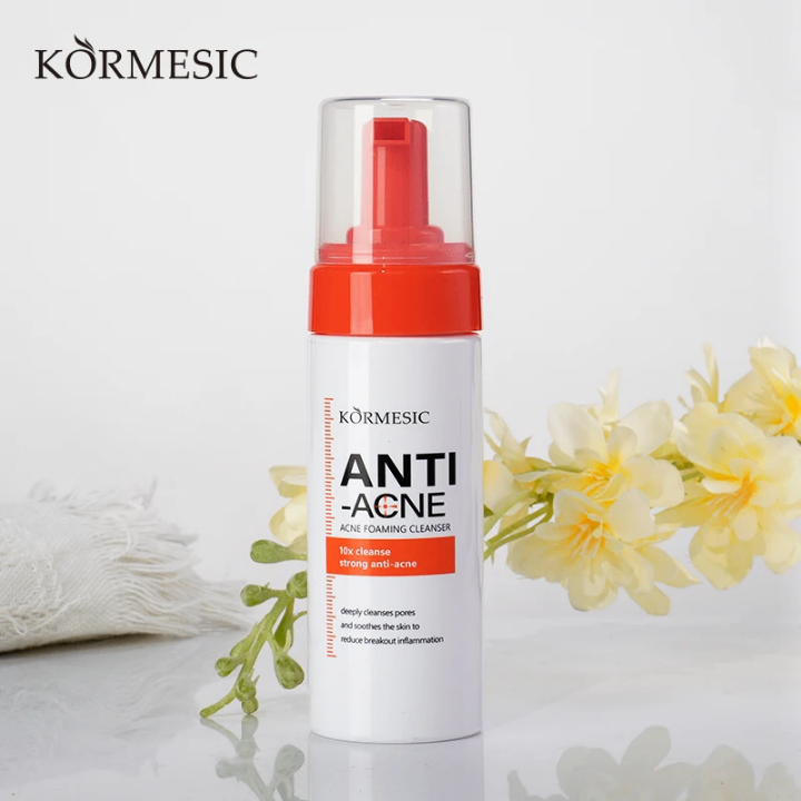 Mousse nettoyante anti-acné