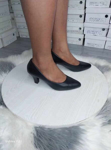 Escarpins Classiques en Cuir Noir