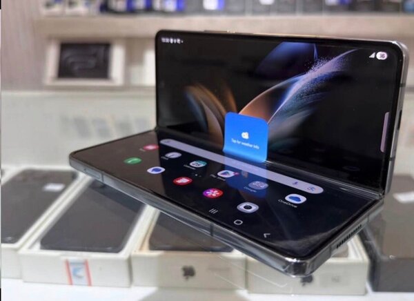 Smartphone pliable haut de gamme