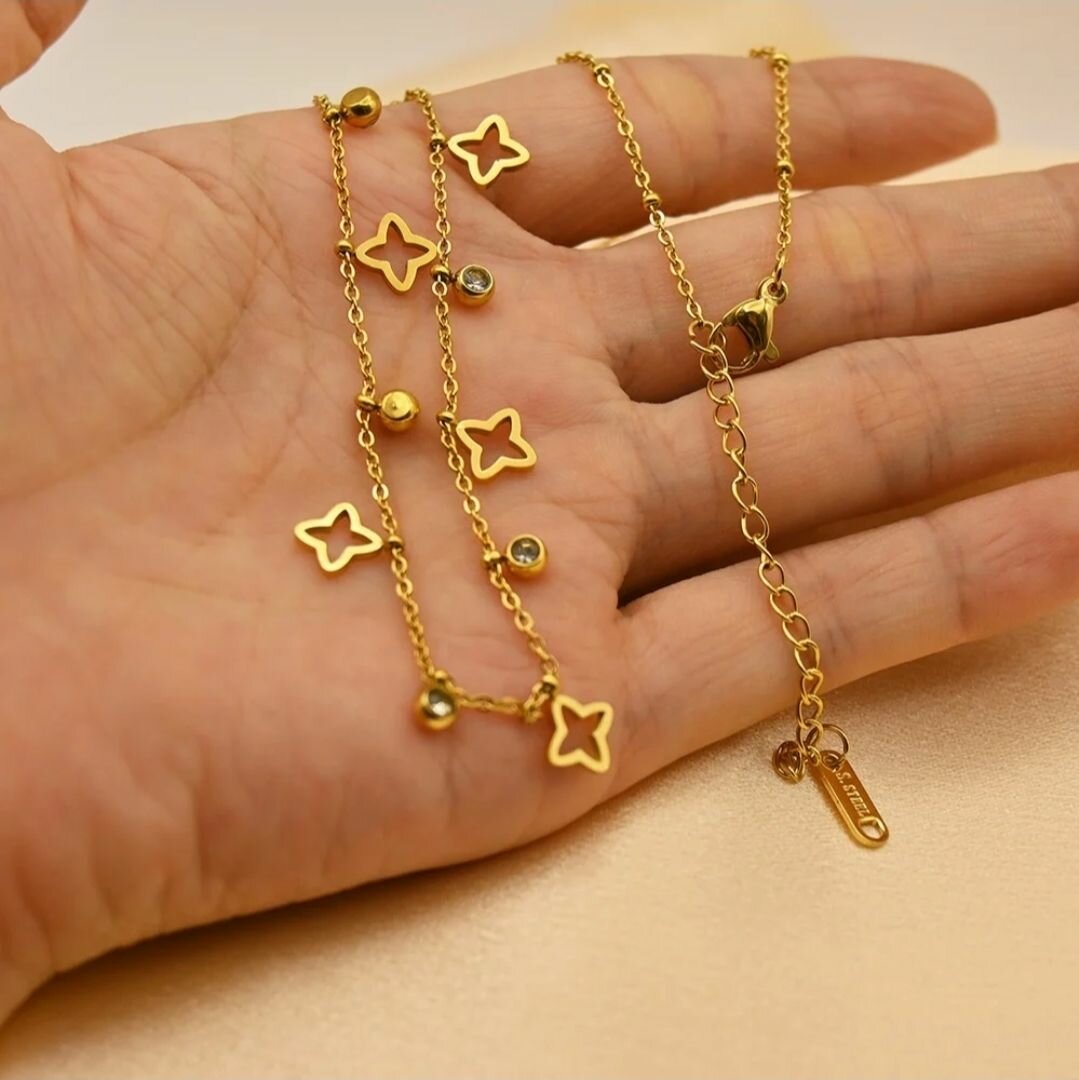 Gold Star Charm Necklace