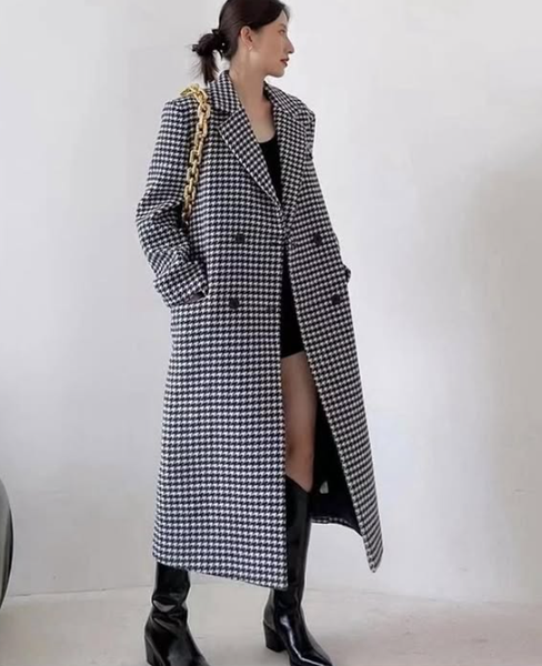 Long wool coat check
