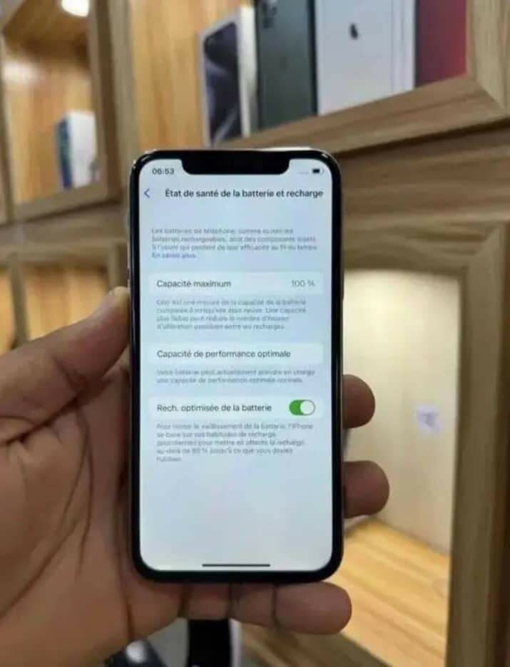 iPhone X 64GB Argent Débloqué