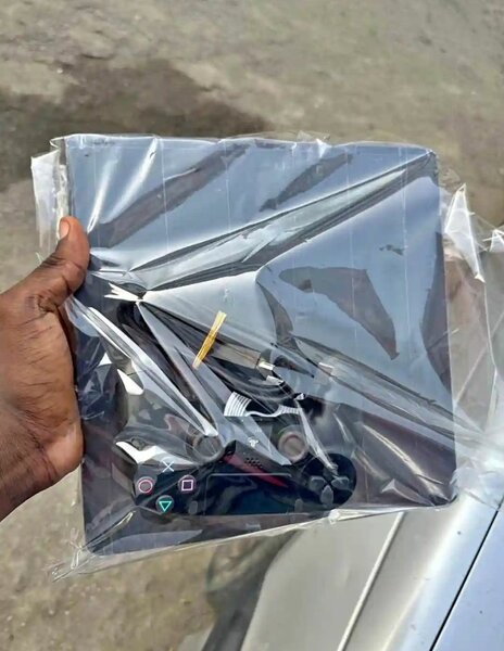 Manette de jeu vidéo sans fil