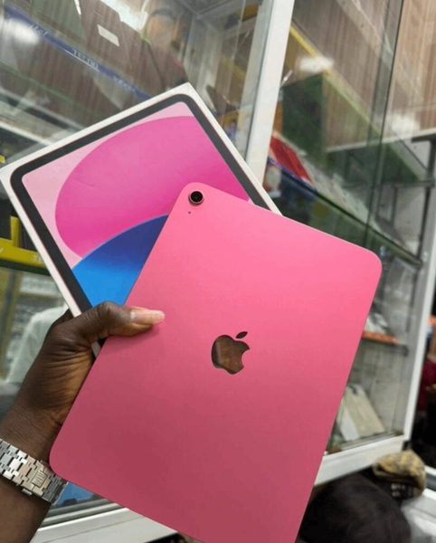 iPad rose élégant 64 Go