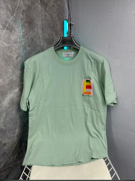 Lot de vêtements tendance