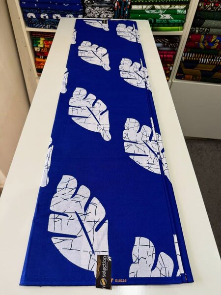 Tissu en coton imprimé floral