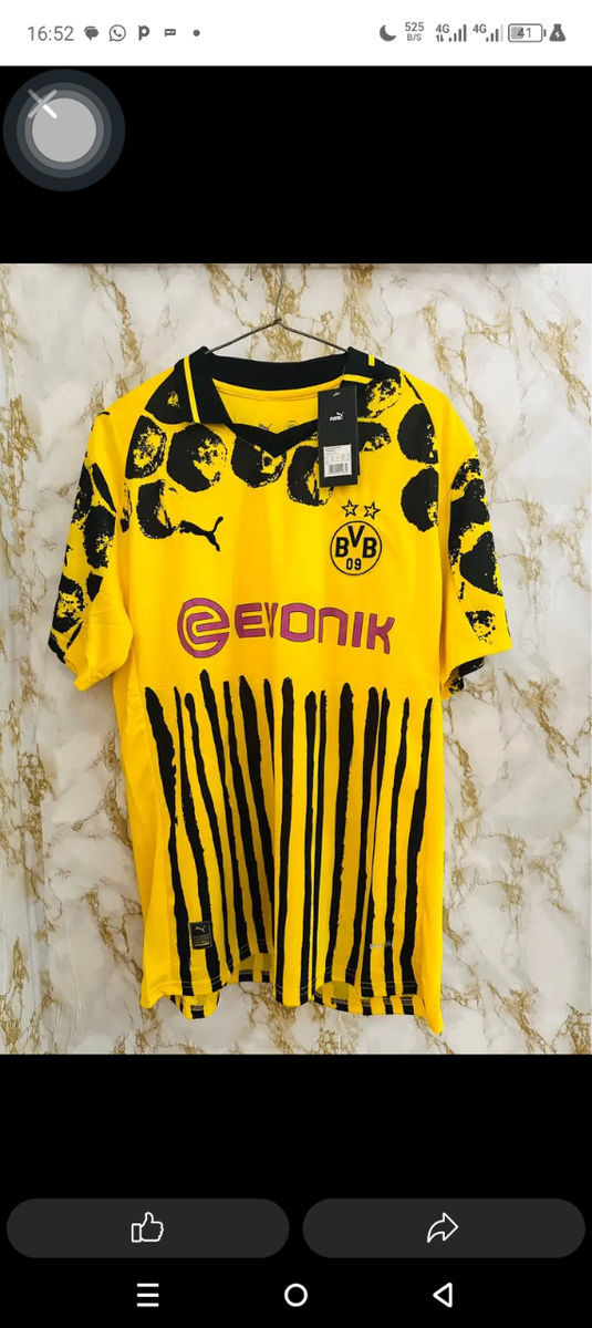 Maillot de football jaune