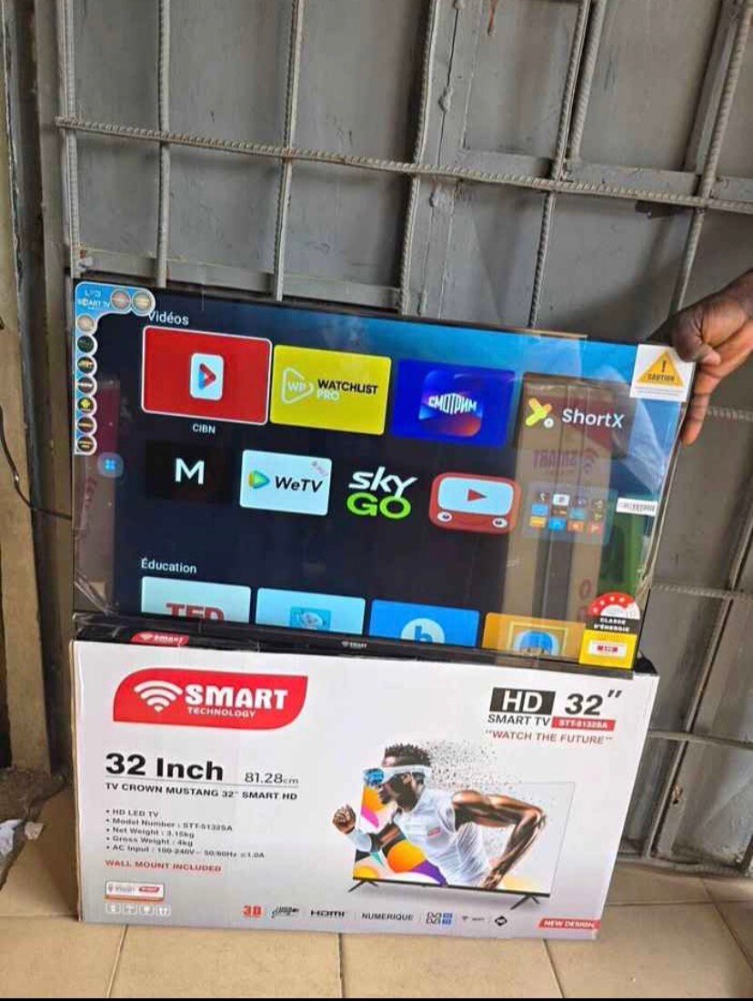 Téléviseur Smart 32 pouces HD LED