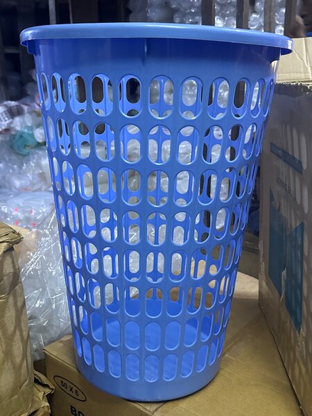 Panier à linge en plastique robuste