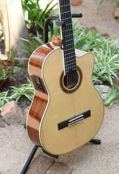 Guitare acoustic