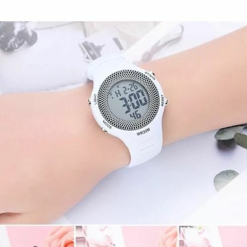 Watch Montre Numérique Étanche Lumineux LED Affichage