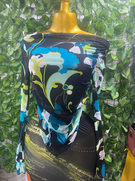 Haut asymétrique chic