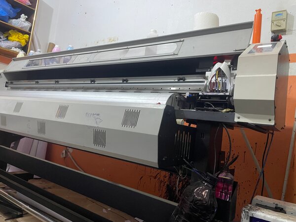 Imprimante à étiquettes industrielle