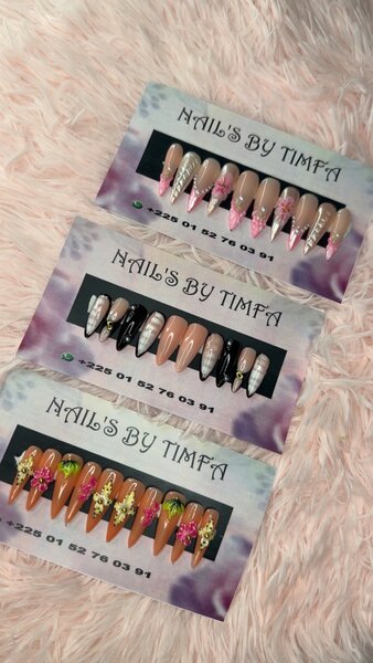 Faux Ongles Élégants