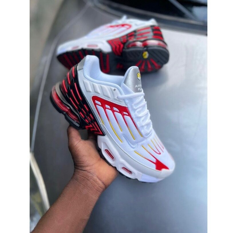 Basket Nike disponible