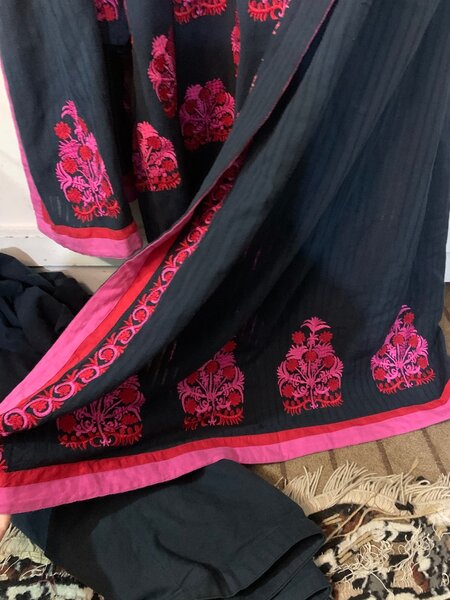 Gul Ahmed large preloved 5500