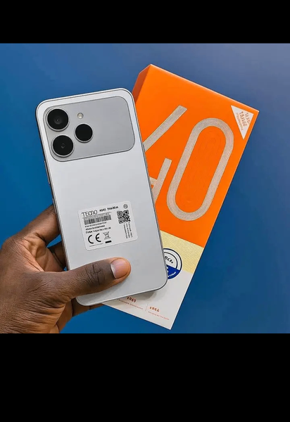 Smartphone TECNO moderne 4G