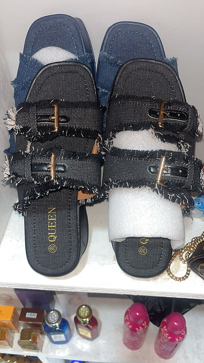 Sandales en denim tendance