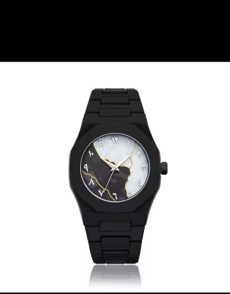 Montre homme noir élégante