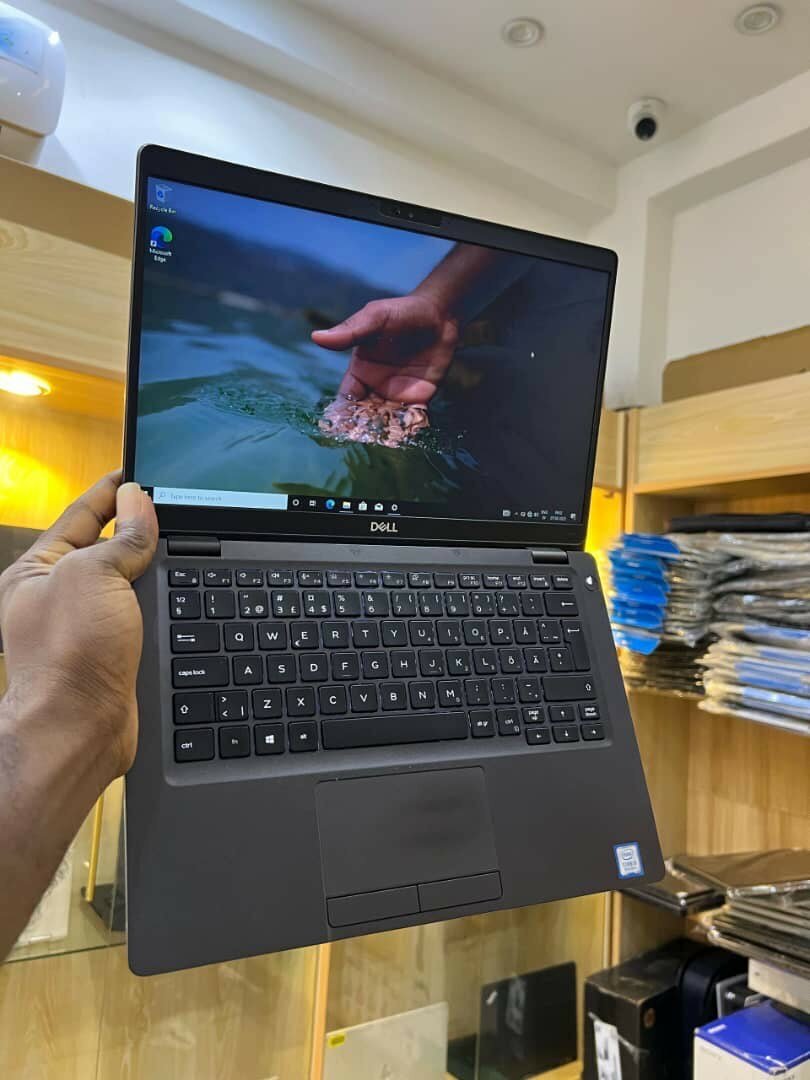 DELL LATITUDE 5300