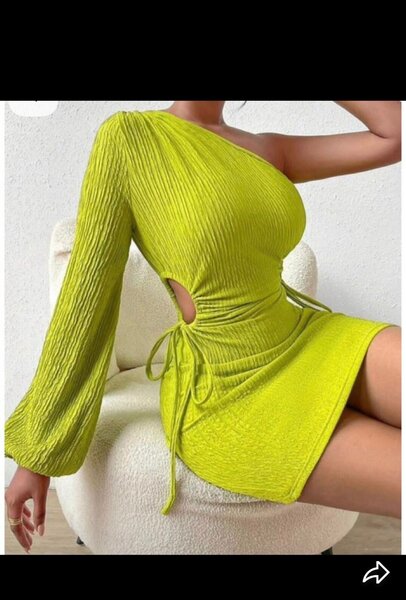 Robe asymétrique élégante