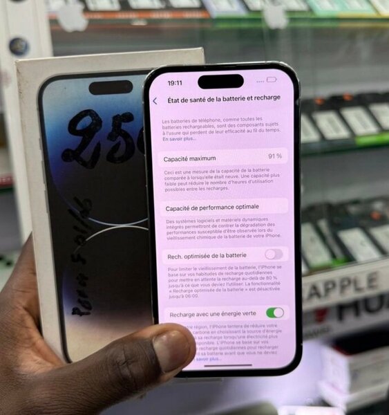 iPhone  14 pro 256Go