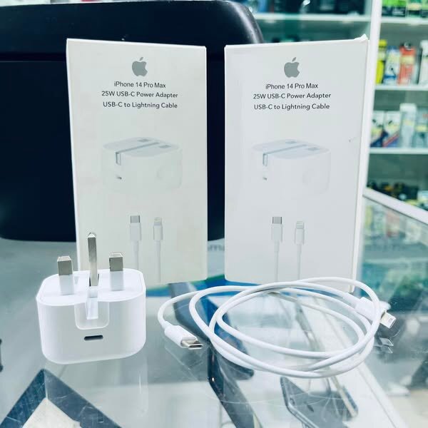 IPHONE 25W TYPE-C FAST CHARGERS