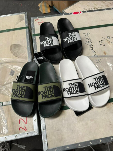 Claquettes The North Face