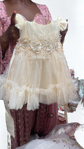 Robe bébé élégante