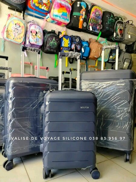 Valise de voyage en silicone rigide