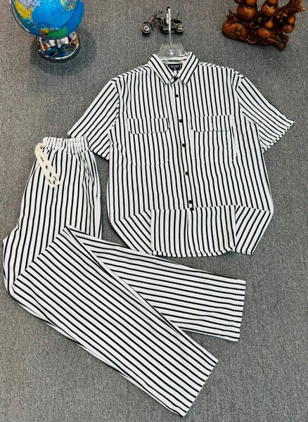 Pyjama rayé confortable