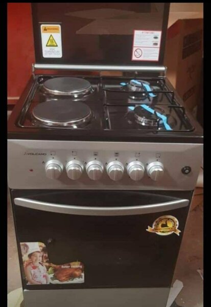 Volcano Size 50*50 with 2 burner and 2 electric plates