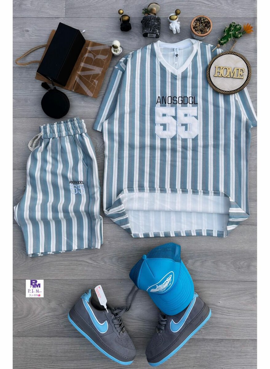 Tenue décontractée rayée