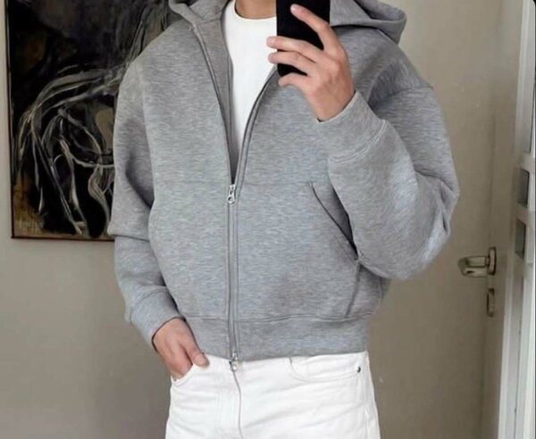 Sweat à capuche zippé gris