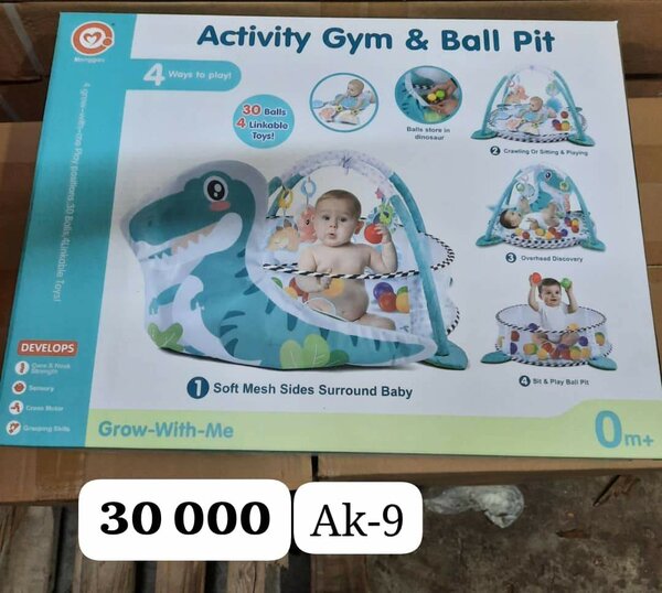 Tapis d'éveil et piscine à balles