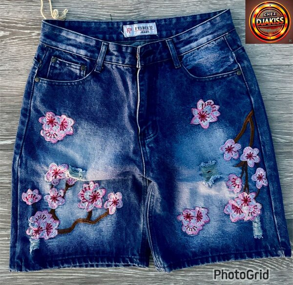 Shorts en jean brodé tendance