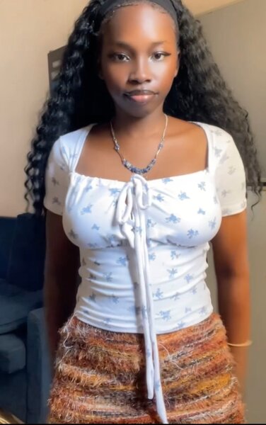 Top court motif floral