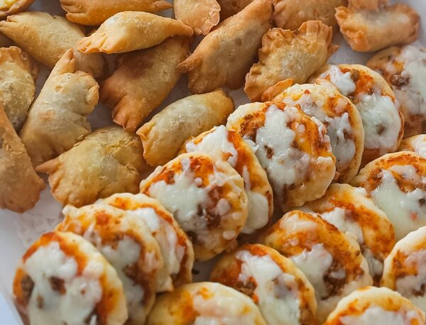 Mini pizzas et chaussons