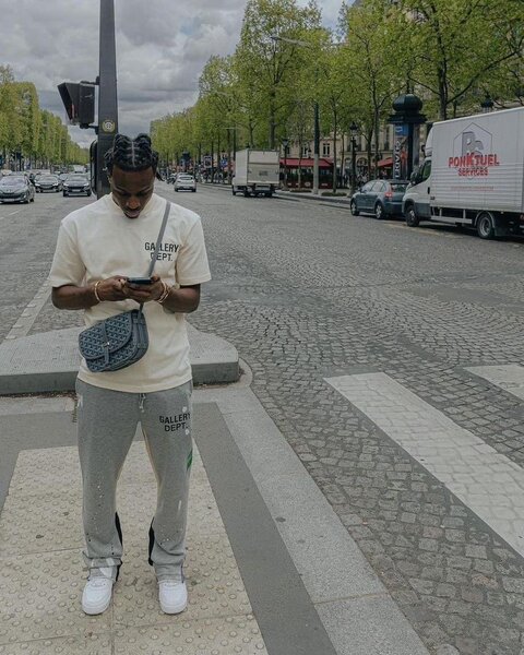 Sacoche taillée tendance urbaine