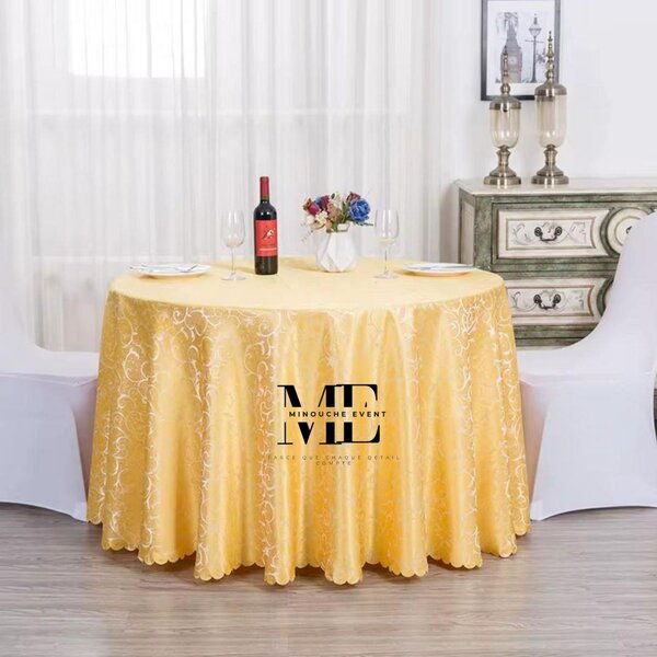 Nappe élégante en tissu floral