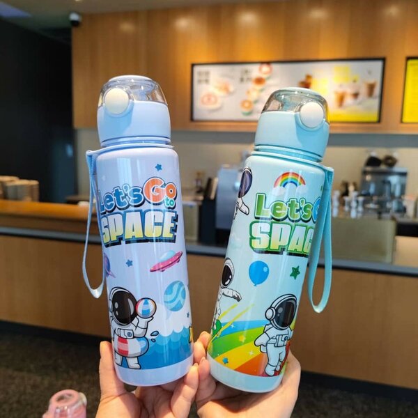 700ml astronaut kids water bottle