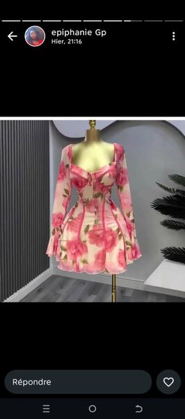 Robe de soirée florale élégante